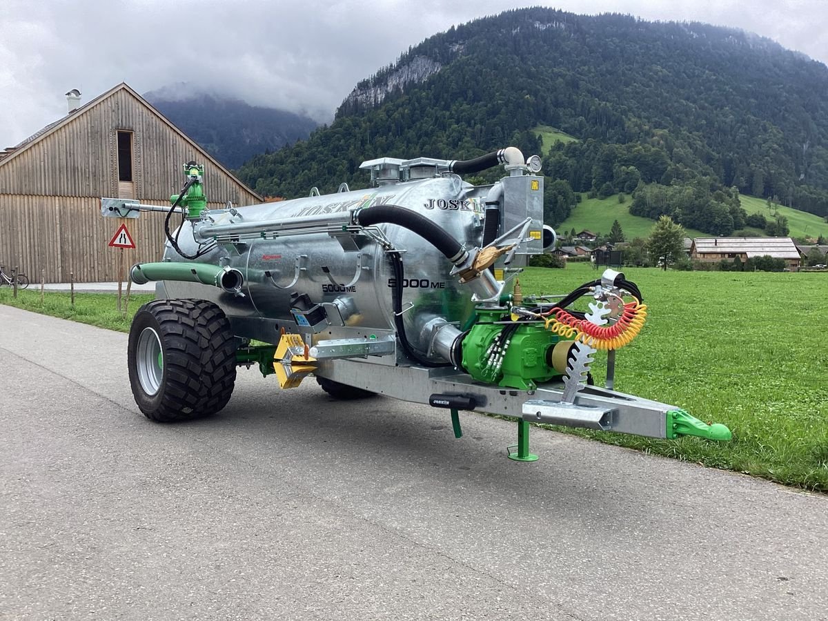 Pumpfass of the type Joskin Modulo 2 Kombifaß, Neumaschine in Bezau (Picture 25)