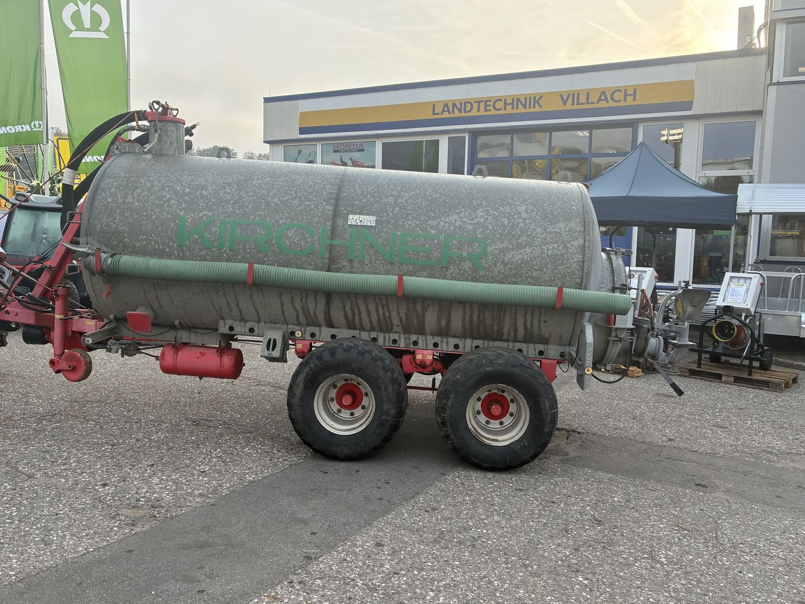 Pumpfass del tipo Kirchner T 8000, Gebrauchtmaschine In Villach (Immagine 1)