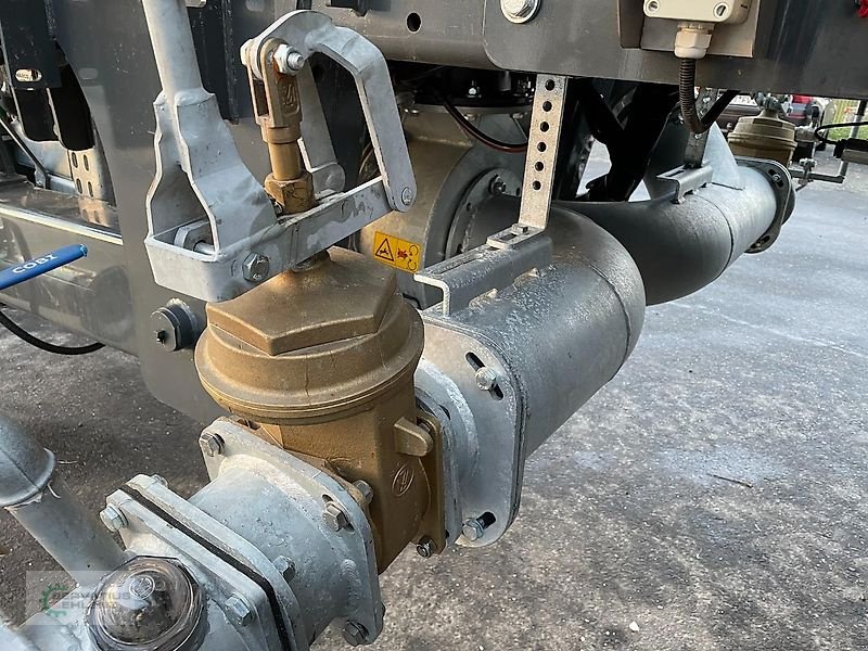 Pumpfass des Typs Kotte VT 17.300 mit Bomech Farmer 15m Vorführer, Vorführmaschine in Rittersdorf (Bild 8)