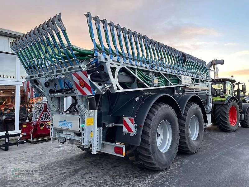 Pumpfass des Typs Kotte VT 17.300 mit Bomech Farmer 15m Vorführer, Vorführmaschine in Rittersdorf (Bild 9)