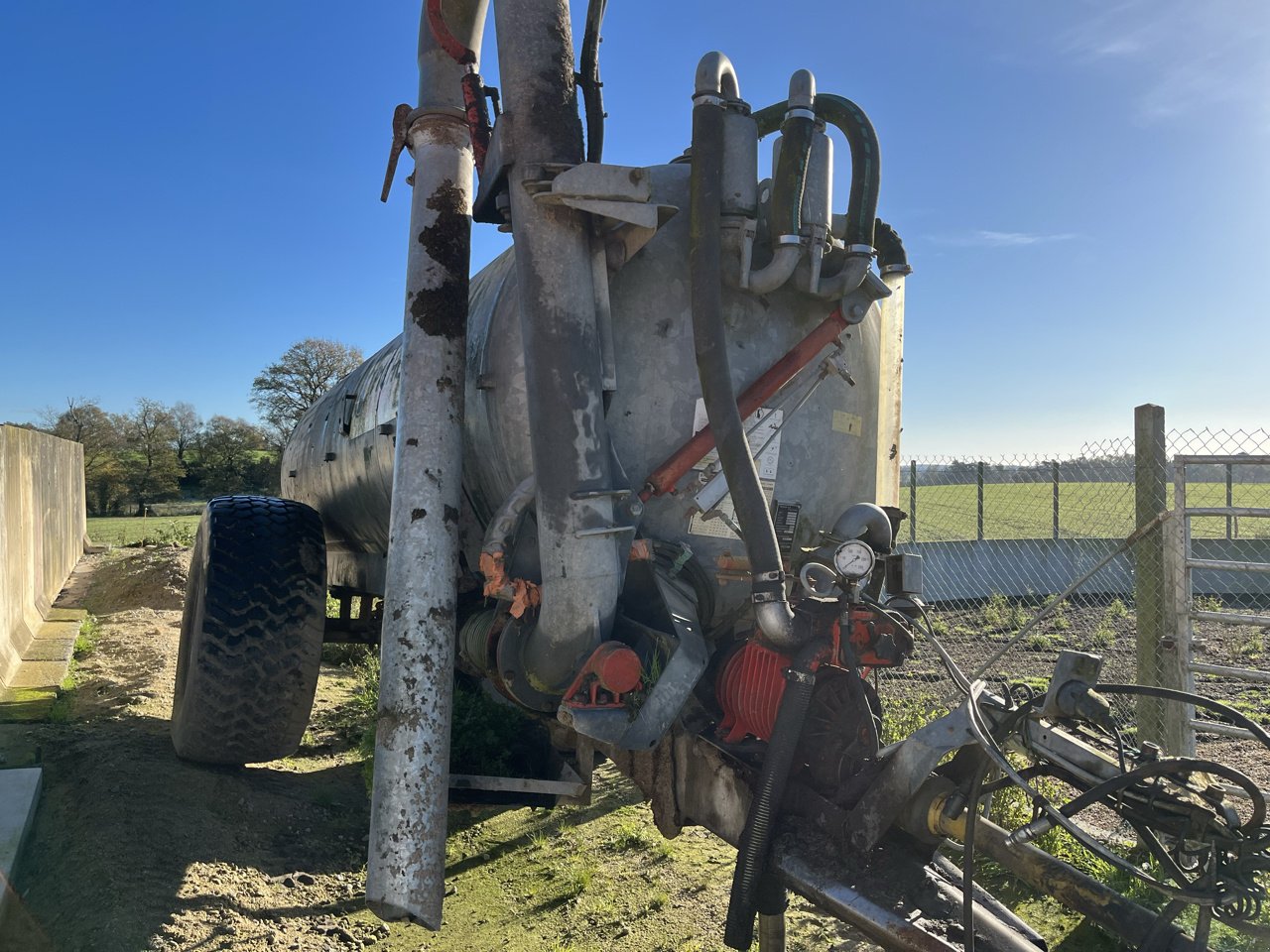 Pumpfass del tipo Pichon 11350, Gebrauchtmaschine en JOSSELIN (Imagen 2)