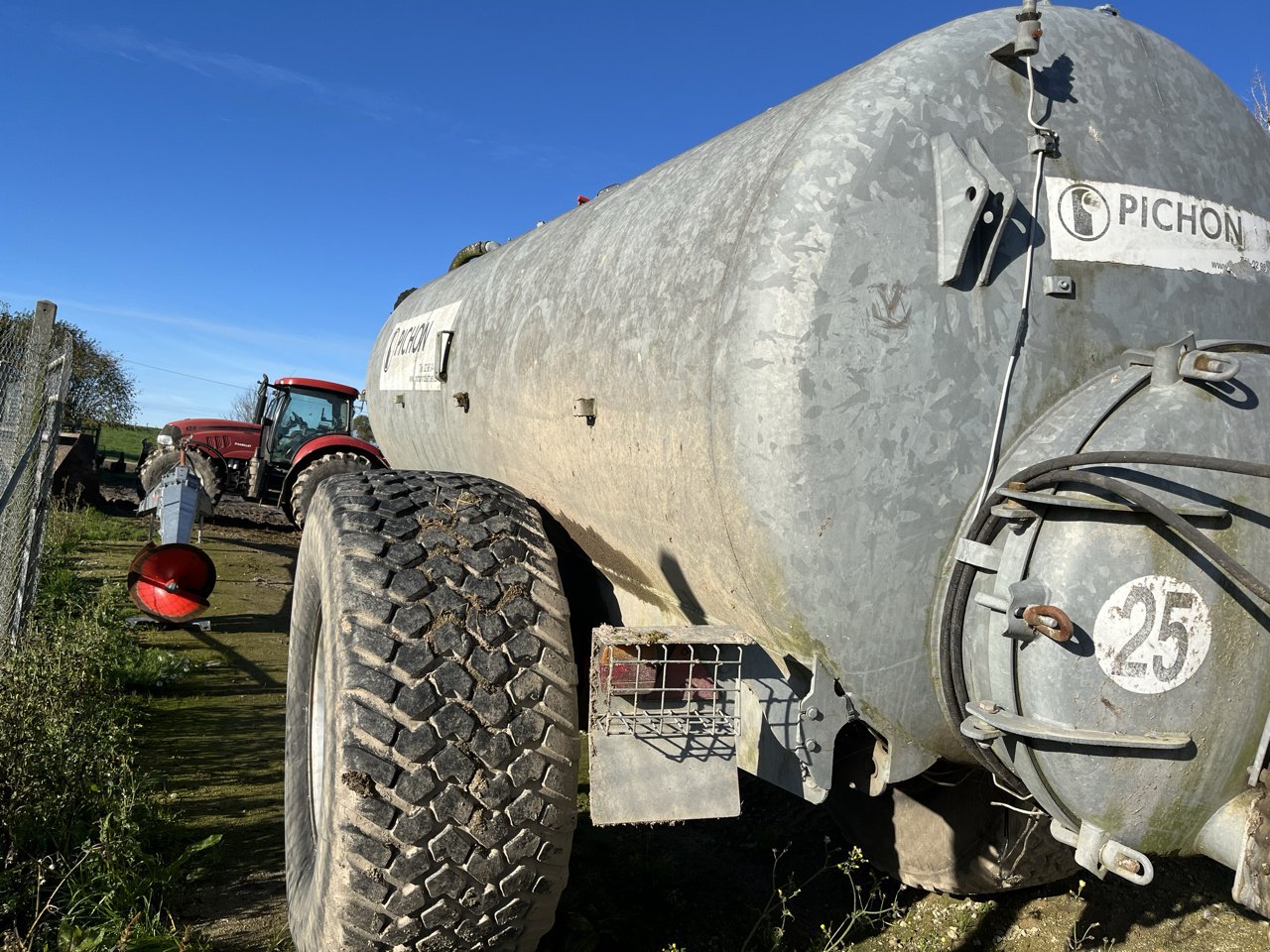 Pumpfass del tipo Pichon 11350, Gebrauchtmaschine en JOSSELIN (Imagen 4)