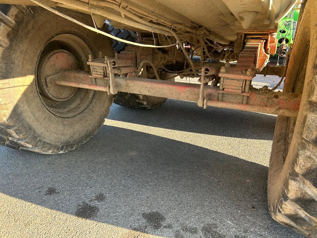 Pumpfass typu Pichon 15700, Gebrauchtmaschine v MALESTROIT (Obrázek 4)