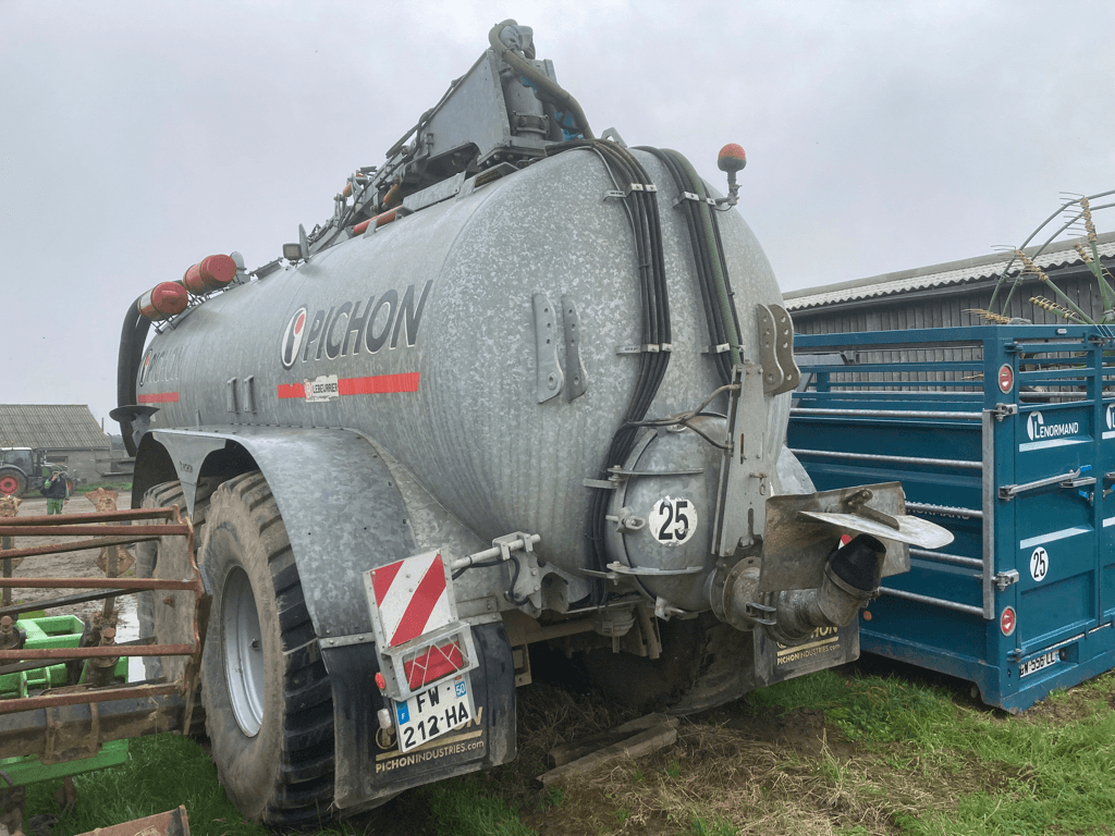 Pumpfass des Typs Pichon 20700 LITRES, Gebrauchtmaschine in ISIGNY-LE-BUAT (Bild 1)