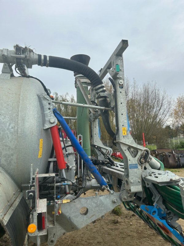 Pumpfass del tipo Pichon Rampe BOMECH Speedy One 9m, Gebrauchtmaschine In VERT TOULON (Immagine 2)