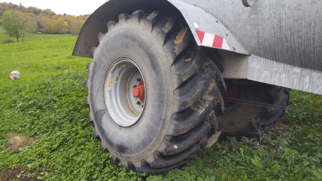 Pumpfass za tip Pichon TCI 10400, Gebrauchtmaschine u ENNEZAT (Slika 5)