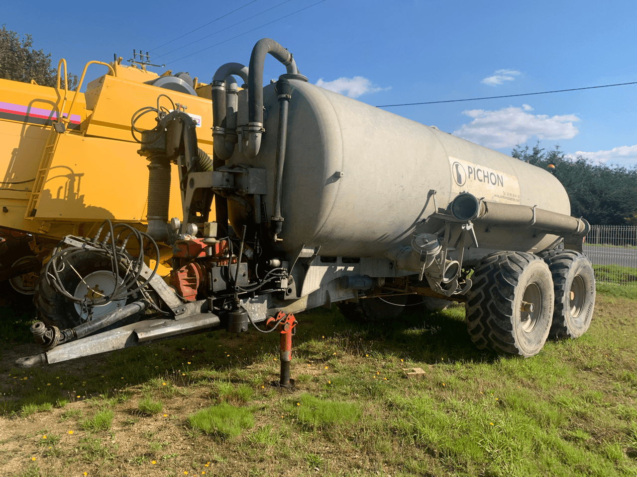 Pumpfass del tipo Pichon TCI 12600, Gebrauchtmaschine In TREMEUR (Immagine 1)