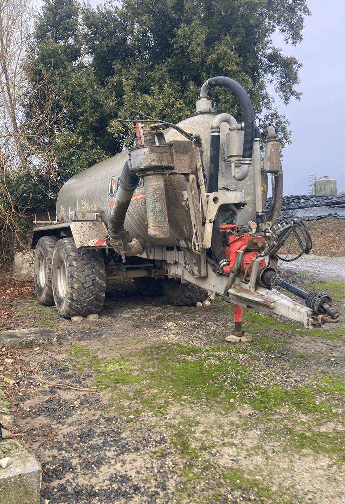 Pumpfass des Typs Pichon TCI 14200, Gebrauchtmaschine in CINTHEAUX (Bild 2)