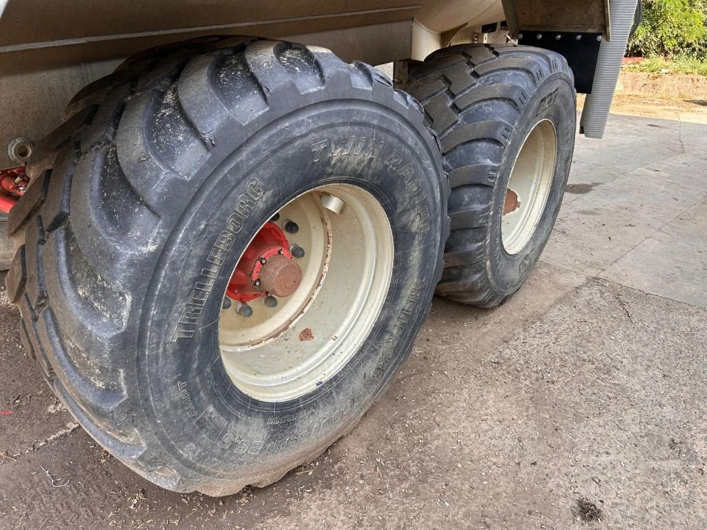 Pumpfass typu Pichon TCI 14200, Gebrauchtmaschine w JOSSELIN (Zdjęcie 3)