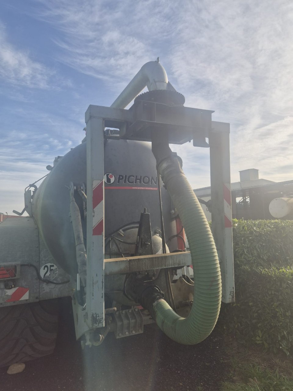 Pumpfass des Typs Pichon TCI 16500, Gebrauchtmaschine in LIMEY-REMENAUVILLE (Bild 2)