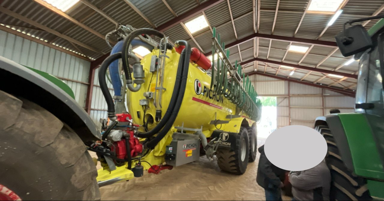 Pumpfass van het type Pichon TCI 22700, Gebrauchtmaschine in JOSSELIN (Foto 2)