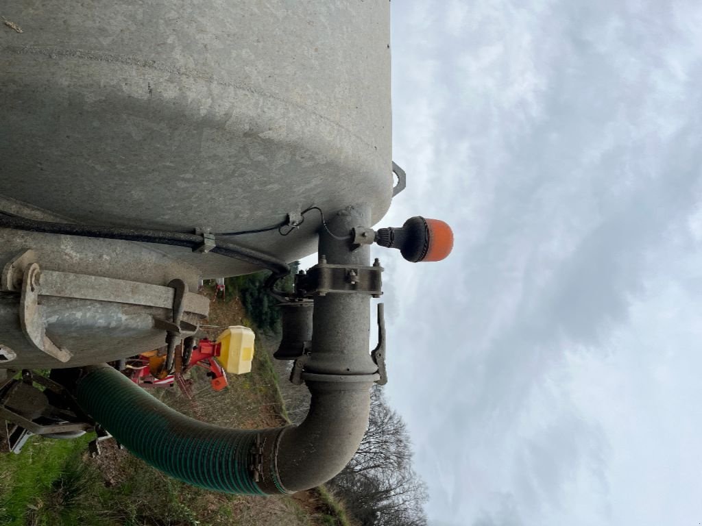 Pumpfass typu Pichon TCI 8100, Gebrauchtmaschine v ST MARTIN EN HAUT (Obrázek 3)