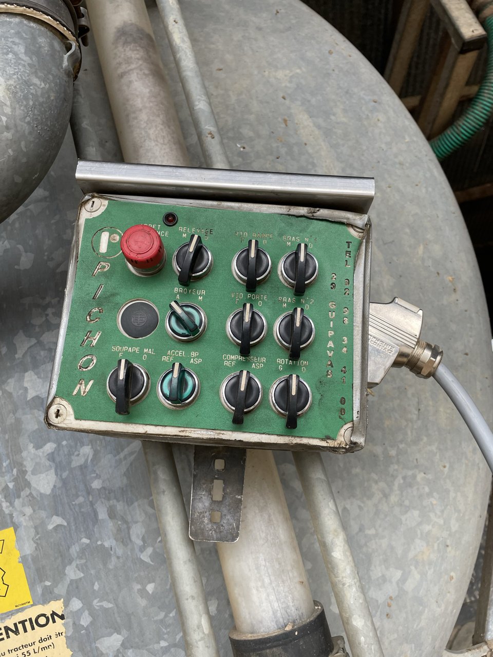 Pumpfass of the type Pichon TCI20700, Gebrauchtmaschine in JOSSELIN (Picture 2)