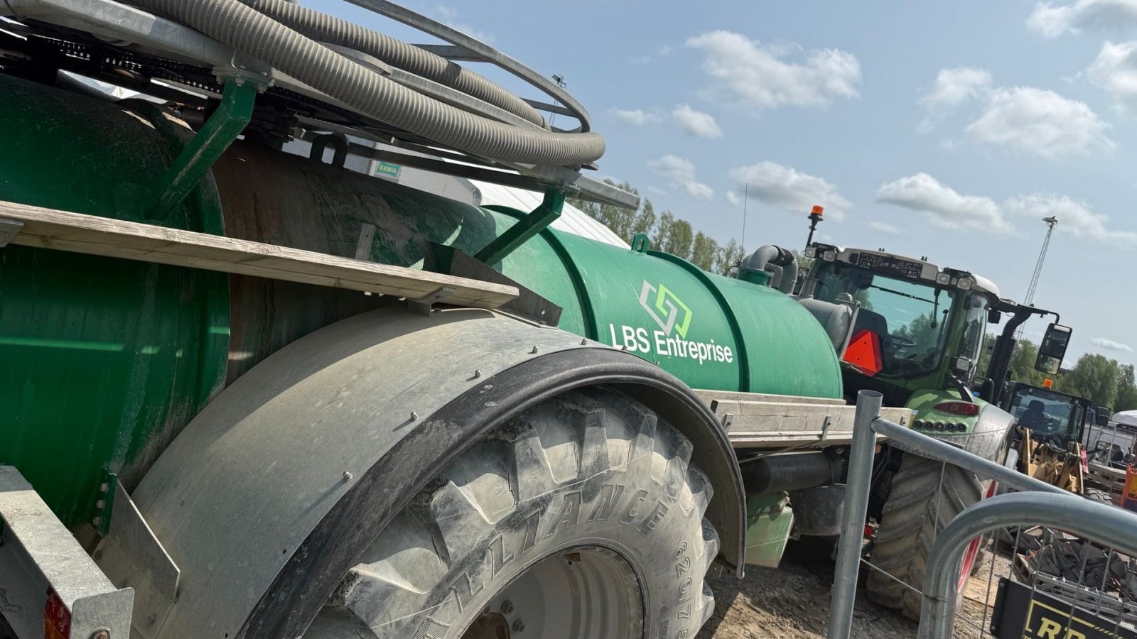 Pumpfass Türe ait Samson Slamsuger, 8.000 liter, Gebrauchtmaschine içinde Sakskøbing (resim 3)