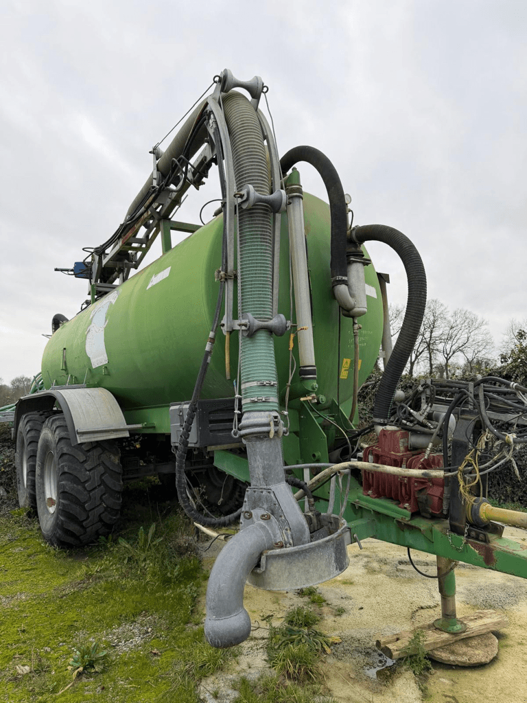 Pumpfass typu Sonstige 16700 LITRES, Gebrauchtmaschine v TREMEUR (Obrázok 1)