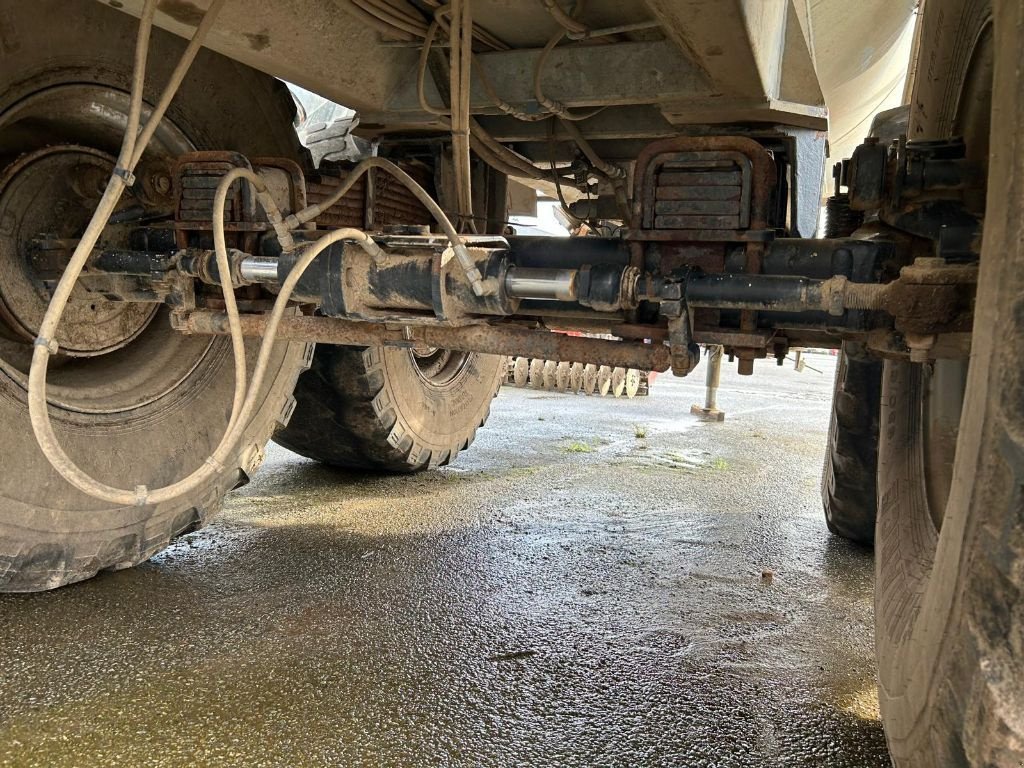 Pumpfass des Typs Sonstige 16700, Gebrauchtmaschine in JOSSELIN (Bild 7)