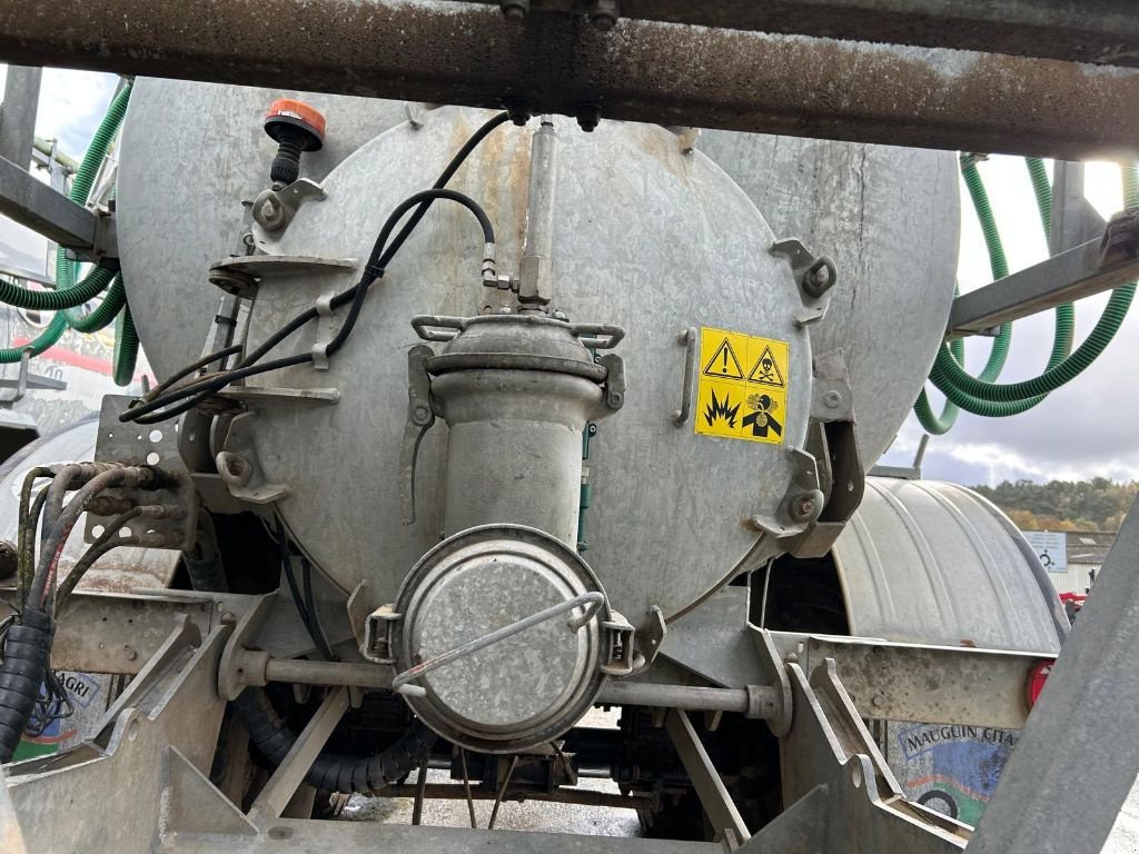 Pumpfass des Typs Sonstige 16700, Gebrauchtmaschine in JOSSELIN (Bild 8)