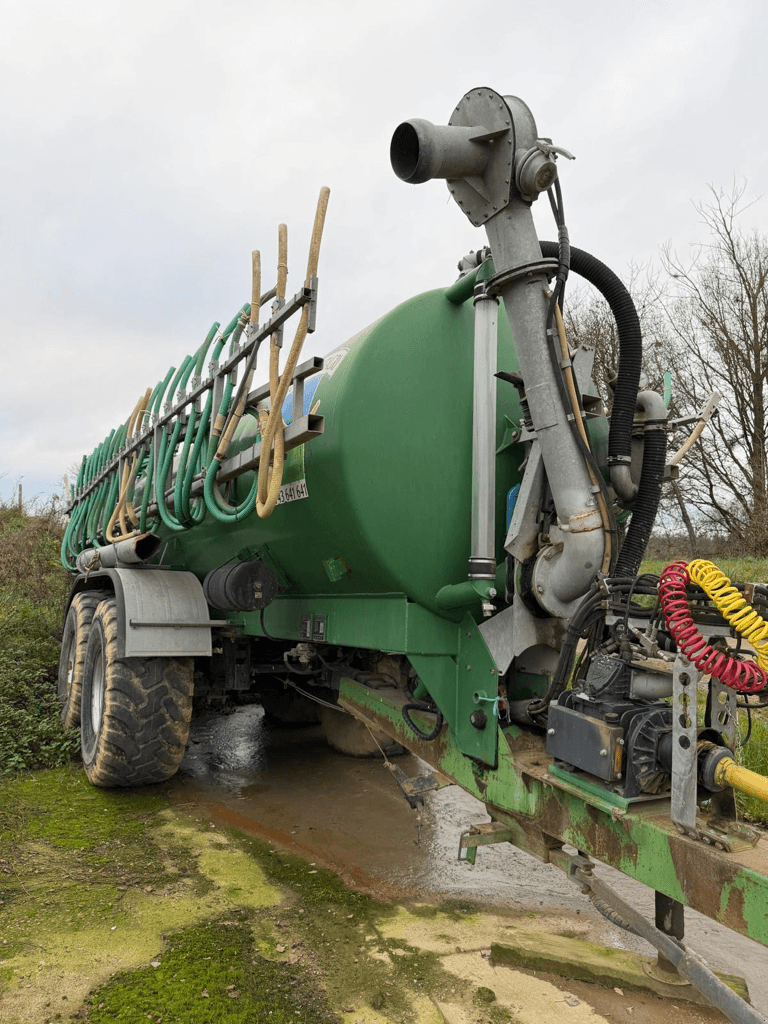 Pumpfass от тип Sonstige 18000 LITRES, Gebrauchtmaschine в TREMEUR (Снимка 1)