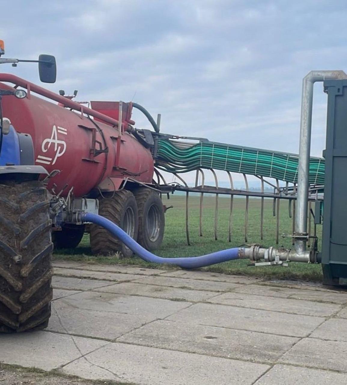 Pumpfass typu Sonstige AP Güllefass mit 24m Gestänge, Gebrauchtmaschine v Könnern (Obrázek 2)