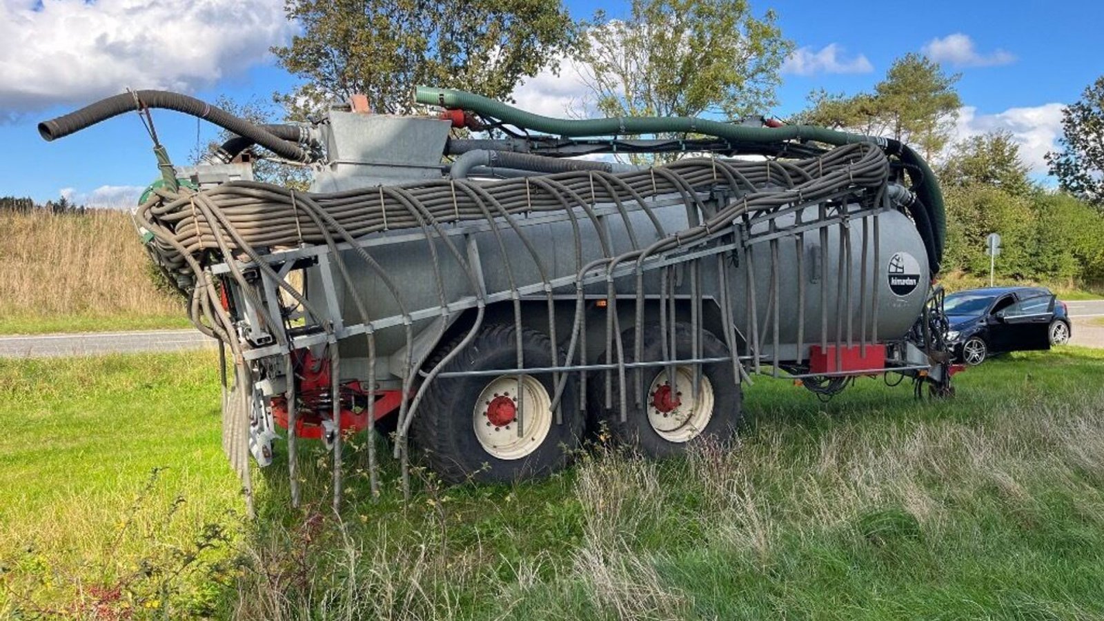 Pumpfass Türe ait Sonstige B20000 Slæbeslangebommen er en kraftig og robust, Gebrauchtmaschine içinde Rødovre (resim 4)