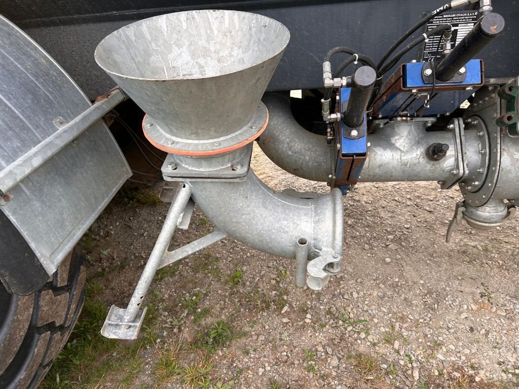 Pumpfass del tipo Sonstige CYCLONE 15000, Gebrauchtmaschine In LANDIVISIAU (Immagine 5)