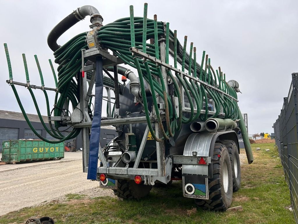 Pumpfass del tipo Sonstige CYCLONE 15000, Gebrauchtmaschine In LANDIVISIAU (Immagine 3)