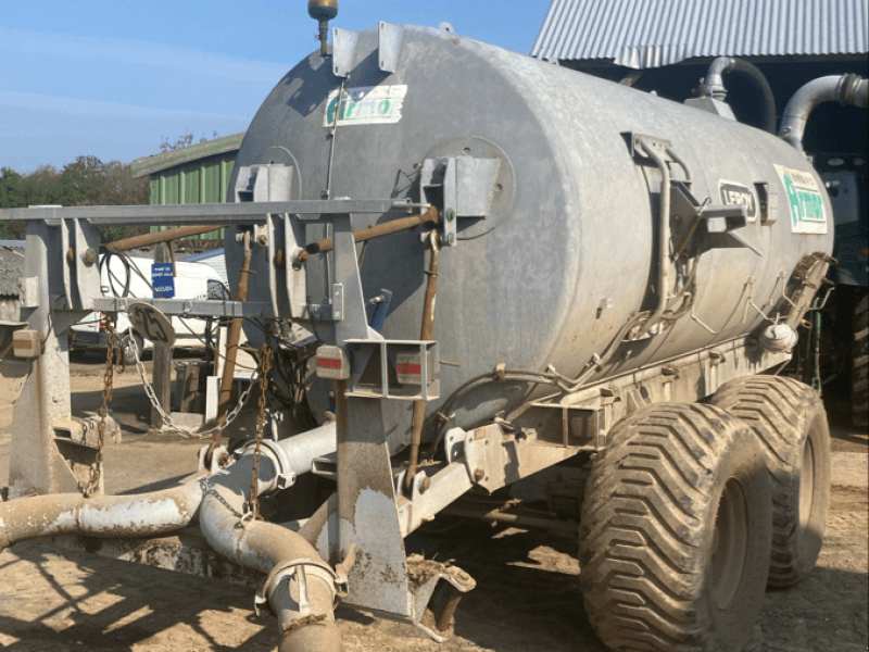 Pumpfass от тип Sonstige DIVERS, Gebrauchtmaschine в TREMEUR