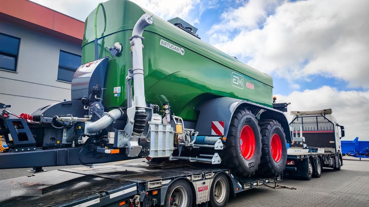 Pumpfass des Typs Sonstige Euromilk Pumpass PX 27000-Tridem-Fendt grün, Neumaschine in Eberschwang (Bild 25)