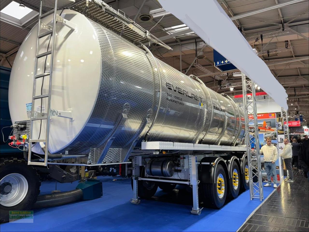 Pumpfass del tipo Sonstige Güllezubringer, Neumaschine In Büren (Immagine 2)