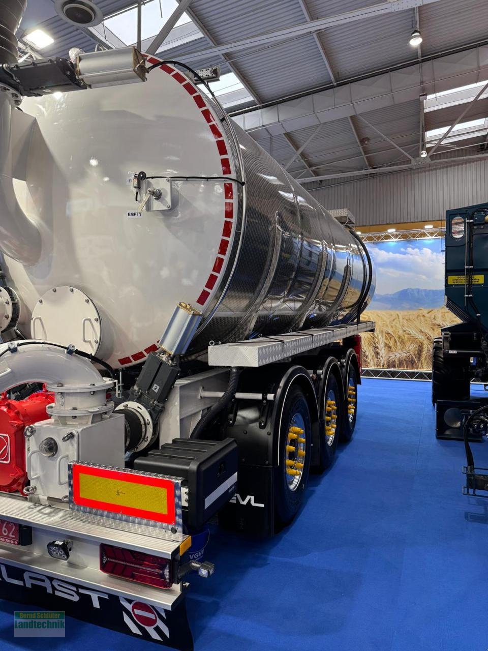 Pumpfass del tipo Sonstige Güllezubringer, Neumaschine In Büren (Immagine 3)