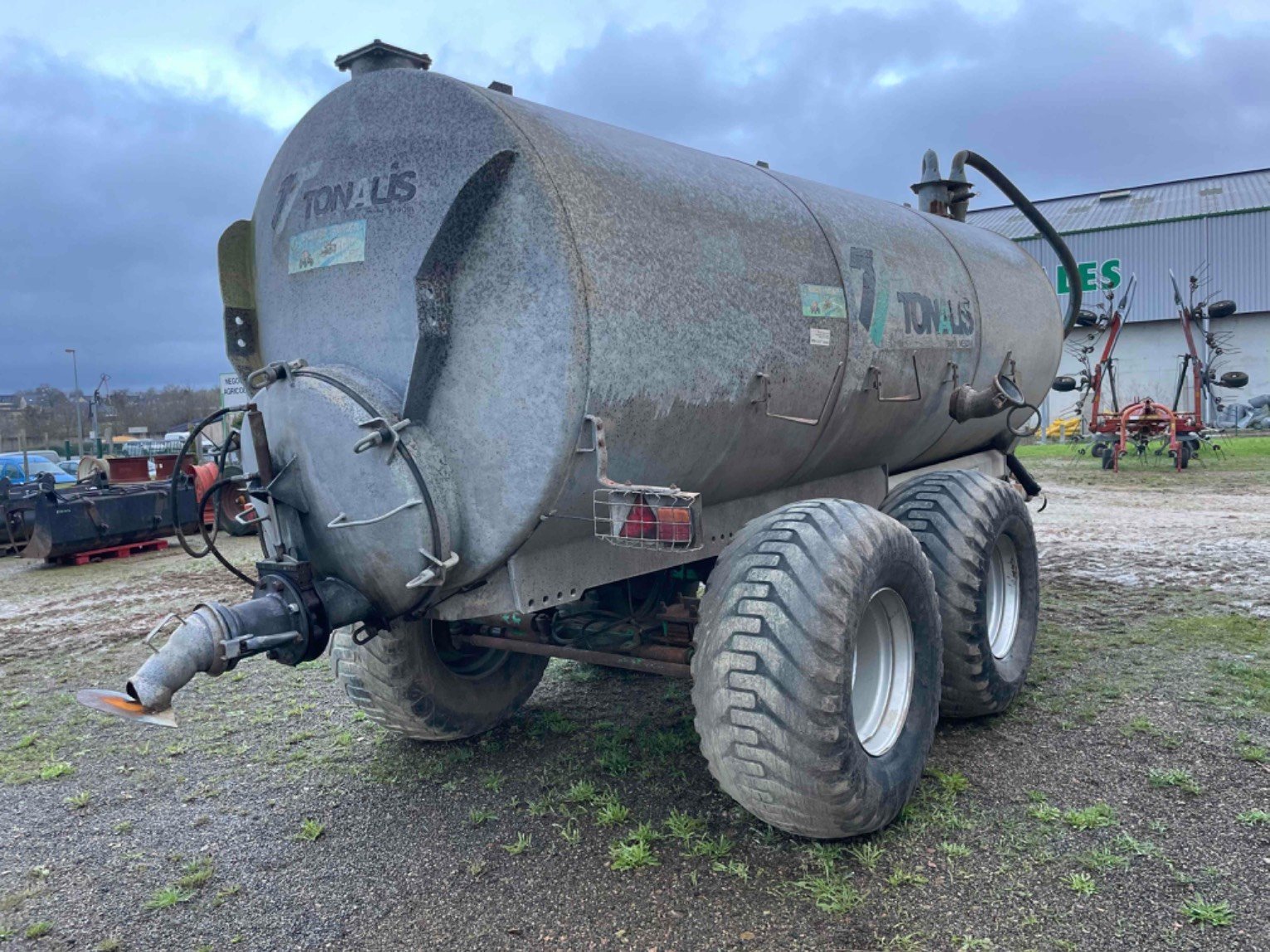 Pumpfass типа Sonstige Tonne à lisier TONNEALISIER . Tonalis, Gebrauchtmaschine в SAINT CLAIR SUR ELLE (Фотография 8)