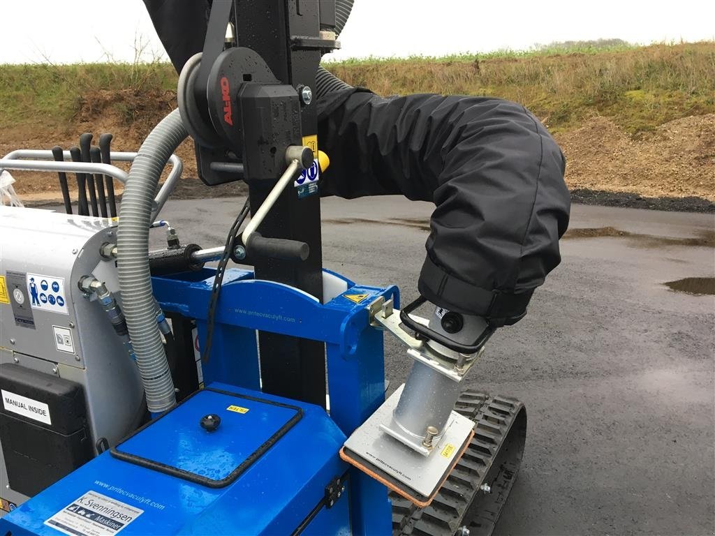 Pumpfass del tipo Sonstige Vaculyft PM 140 Selvkørende Vacumløfter til alle slags fliser og kansten, Gebrauchtmaschine In Roslev (Immagine 21)