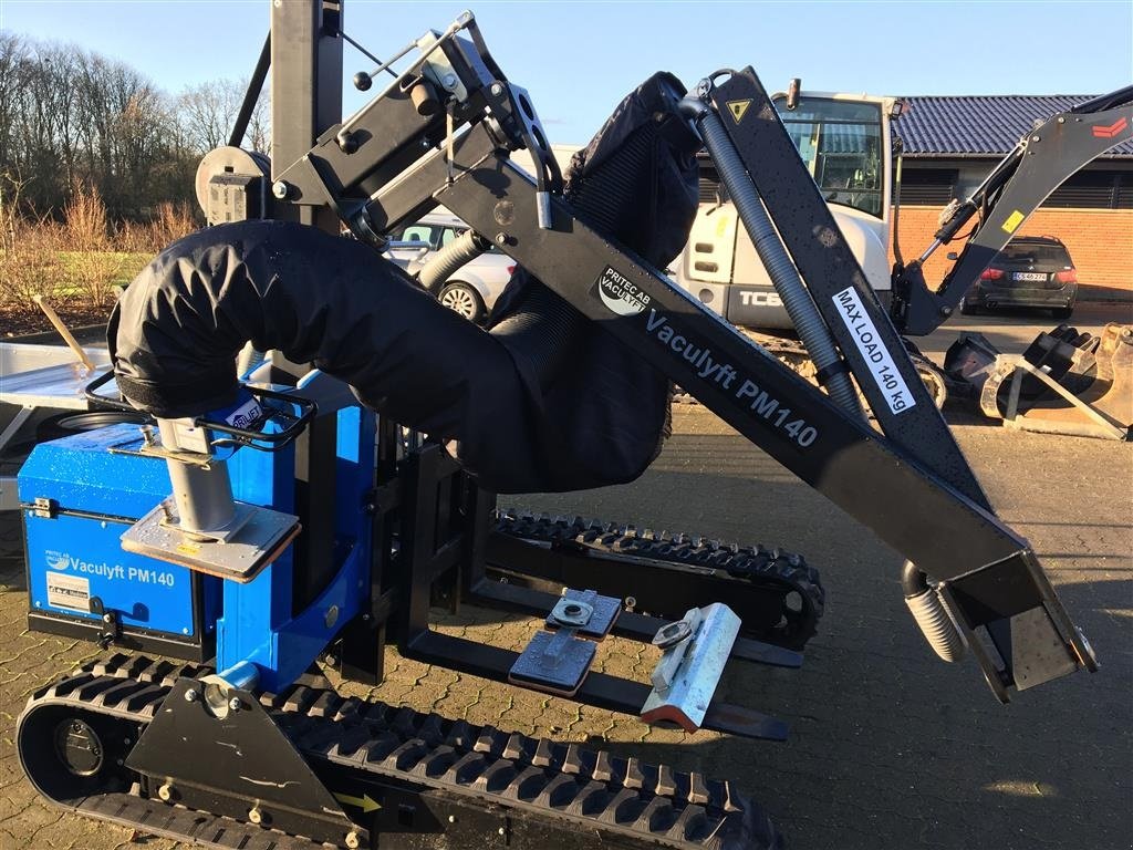 Pumpfass del tipo Sonstige Vaculyft PM 140 Selvkørende Vacumløfter til alle slags fliser og kansten, Gebrauchtmaschine In Roslev (Immagine 23)