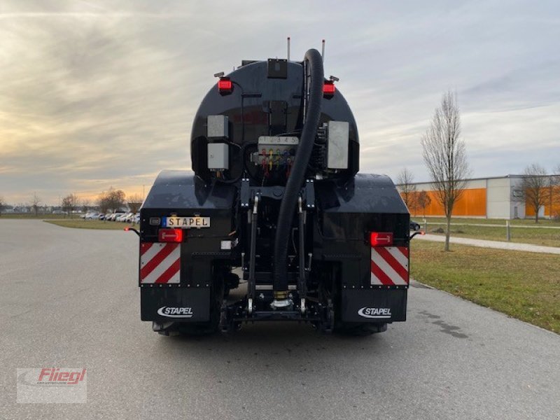 Pumpfass des Typs Stapel Schwanenhalsfass Xerion 30000l, Neumaschine in Mühldorf (Bild 7)