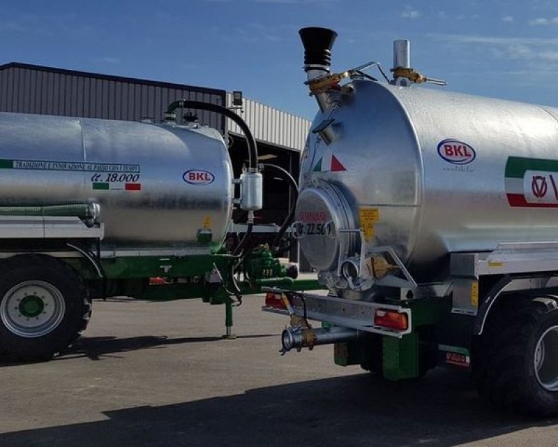 Pumpfass des Typs VAIA MB180 18000l Vakuumfass, Neumaschine in Rovisce (Bild 13)