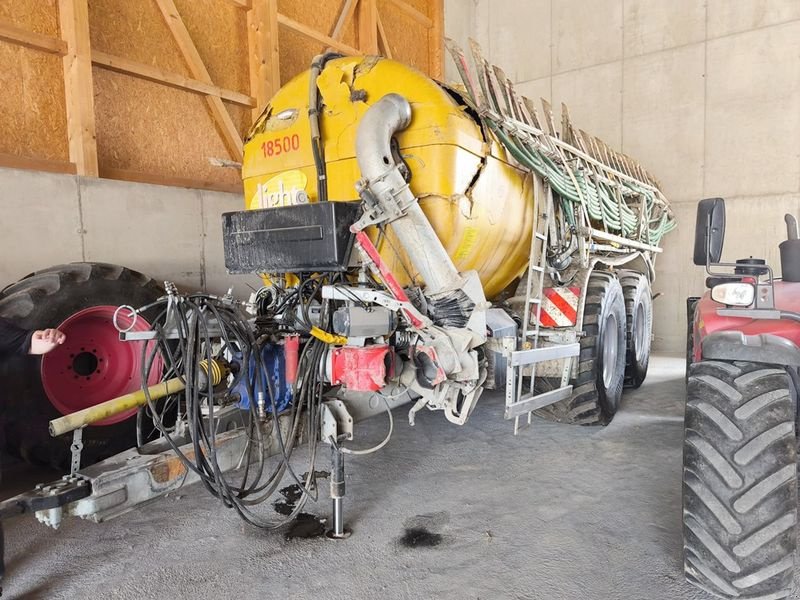 Pumpfass del tipo Vakutec Light 18.500 Polyesterfass mit Unfallschaden, Gebrauchtmaschine In St. Marienkirchen (Immagine 3)