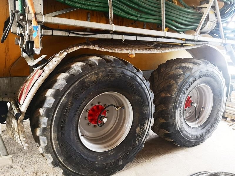 Pumpfass del tipo Vakutec Light 18.500 Polyesterfass mit Unfallschaden, Gebrauchtmaschine In St. Marienkirchen (Immagine 7)