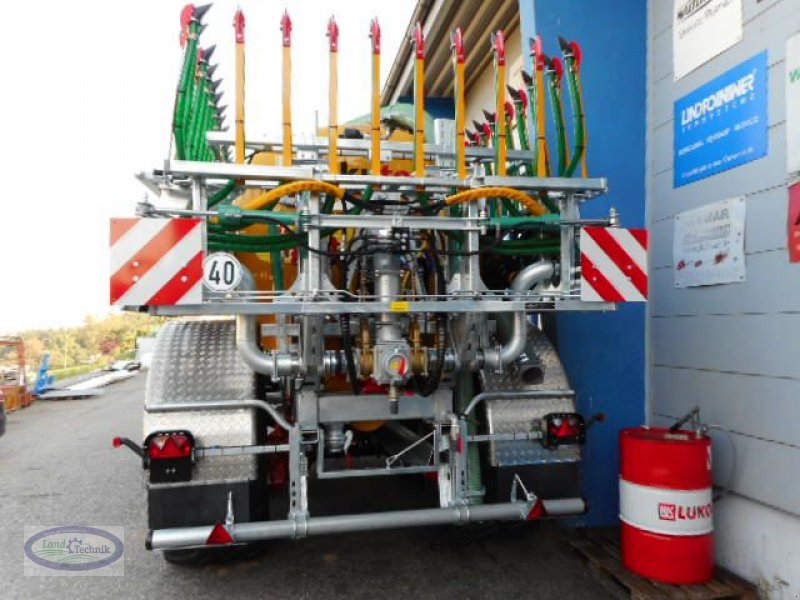 Pumpfass des Typs Vakutec MKE 15500 PT light, Neumaschine in Münzkirchen (Bild 4)