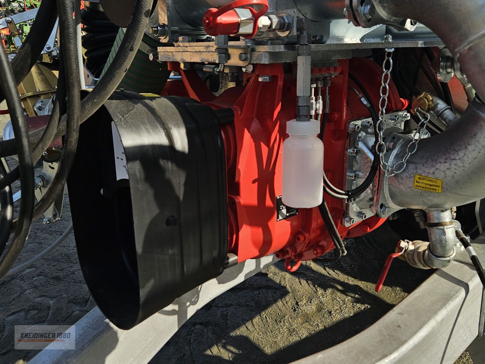 Pumpfass des Typs Vakutec VA 14800 PT Pumpfass, Neumaschine in Altenfelden (Bild 4)