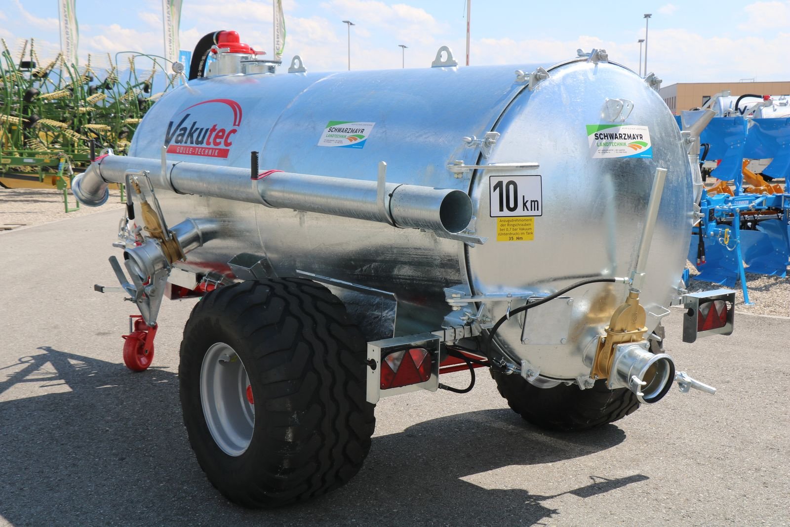 Pumpfass des Typs Vakutec VA 4000, Neumaschine in Schlitters (Bild 3)