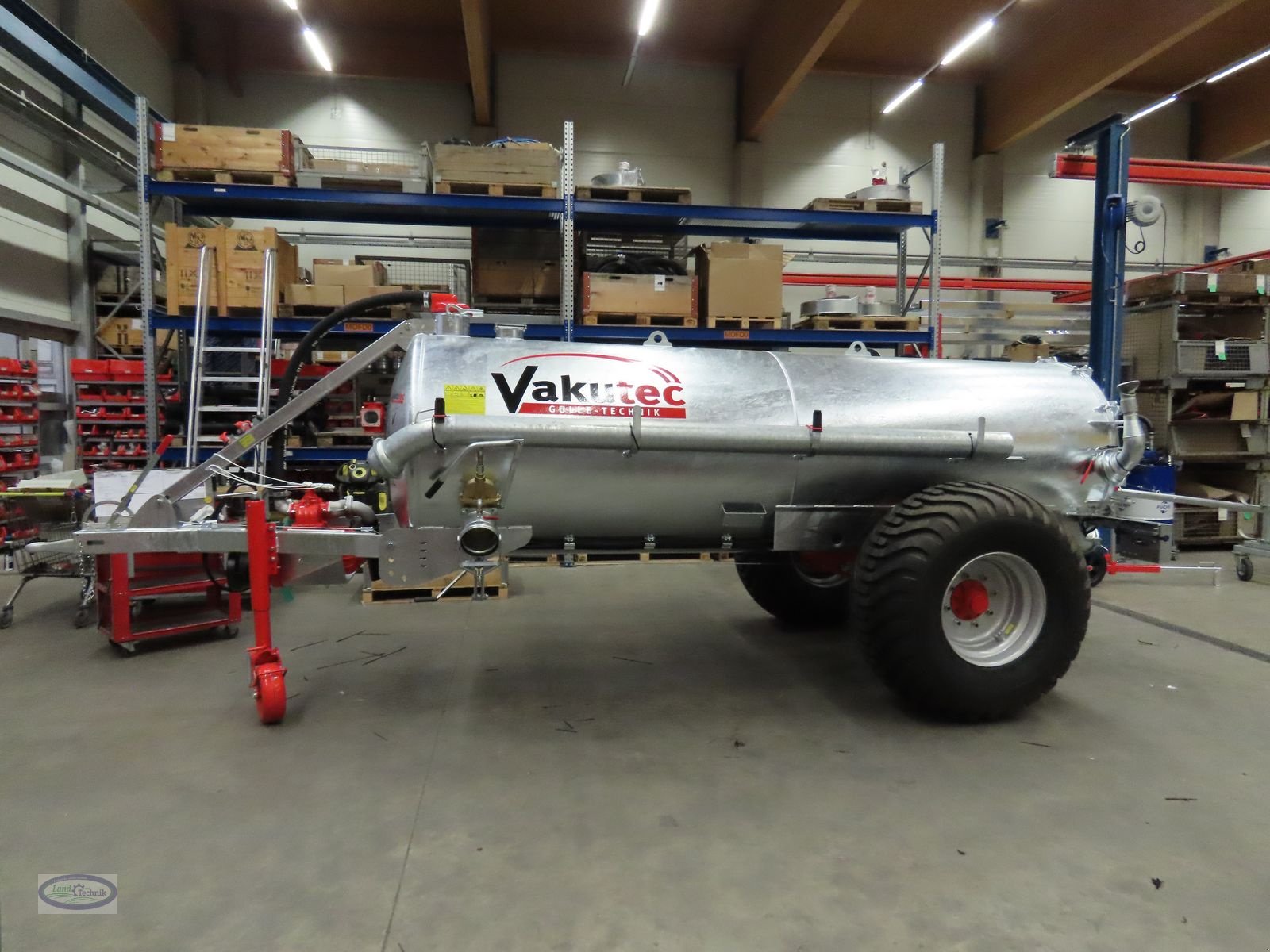 Pumpfass des Typs Vakutec VA 5200, Neumaschine in Münzkirchen (Bild 1)