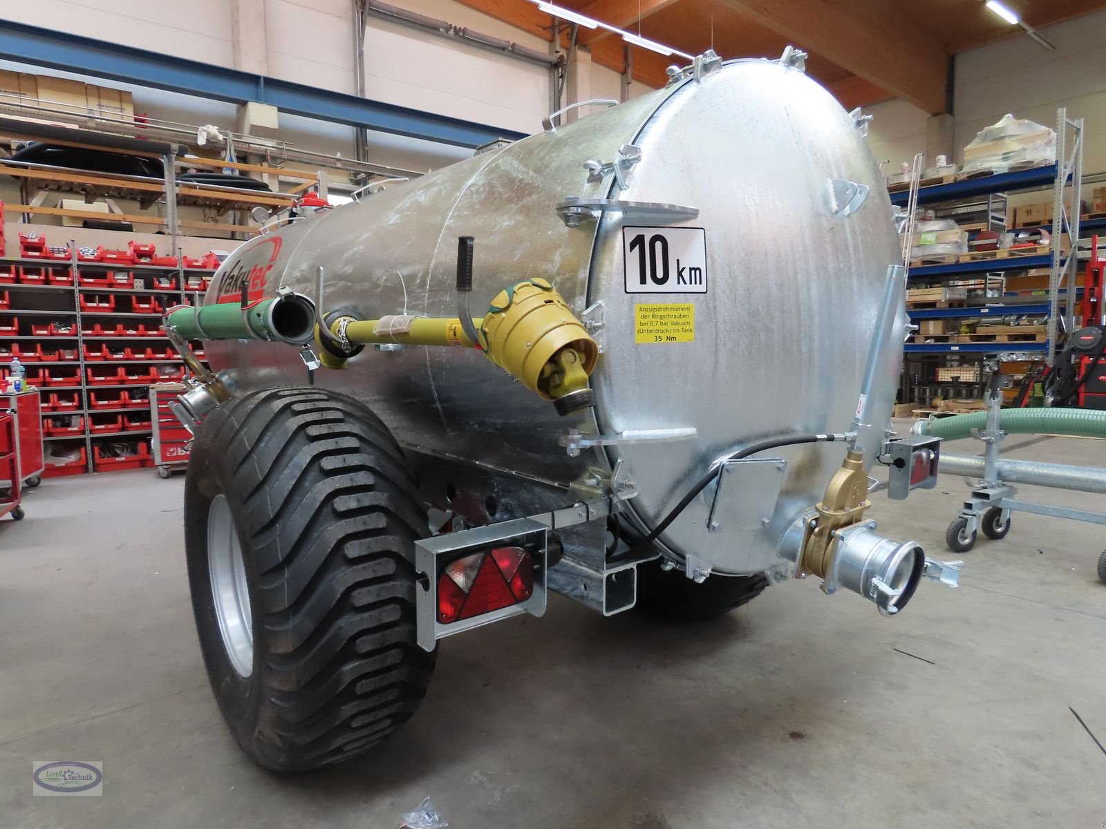 Pumpfass des Typs Vakutec VA 6500, Neumaschine in Münzkirchen (Bild 4)