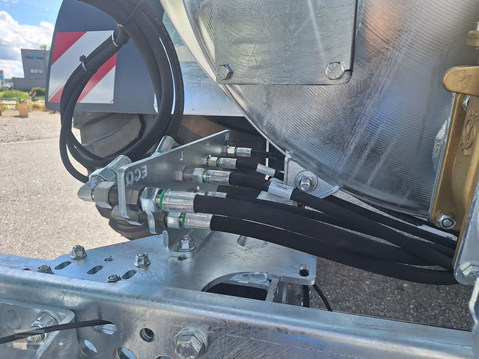 Pumpfass del tipo Vakutec VA 8600 + Schleppschuhverteiler, Neumaschine In Gampern (Immagine 15)