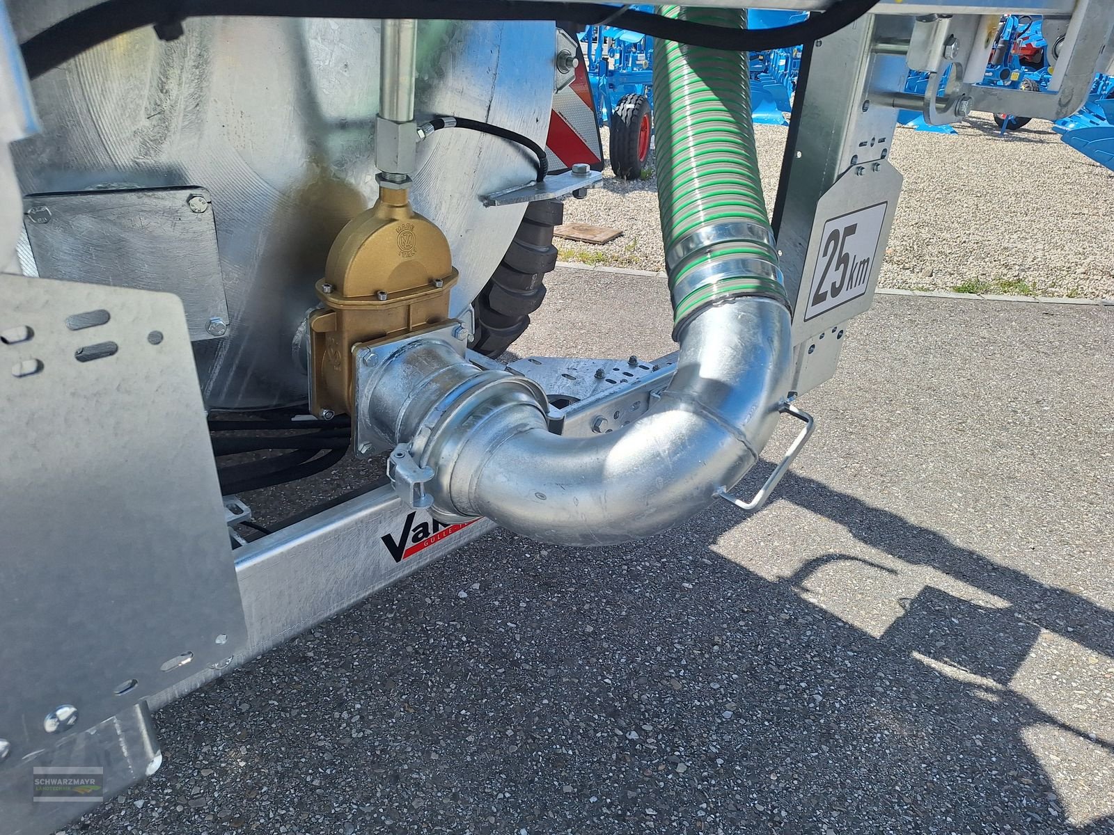 Pumpfass del tipo Vakutec VA 8600 + Schleppschuhverteiler, Neumaschine In Gampern (Immagine 13)