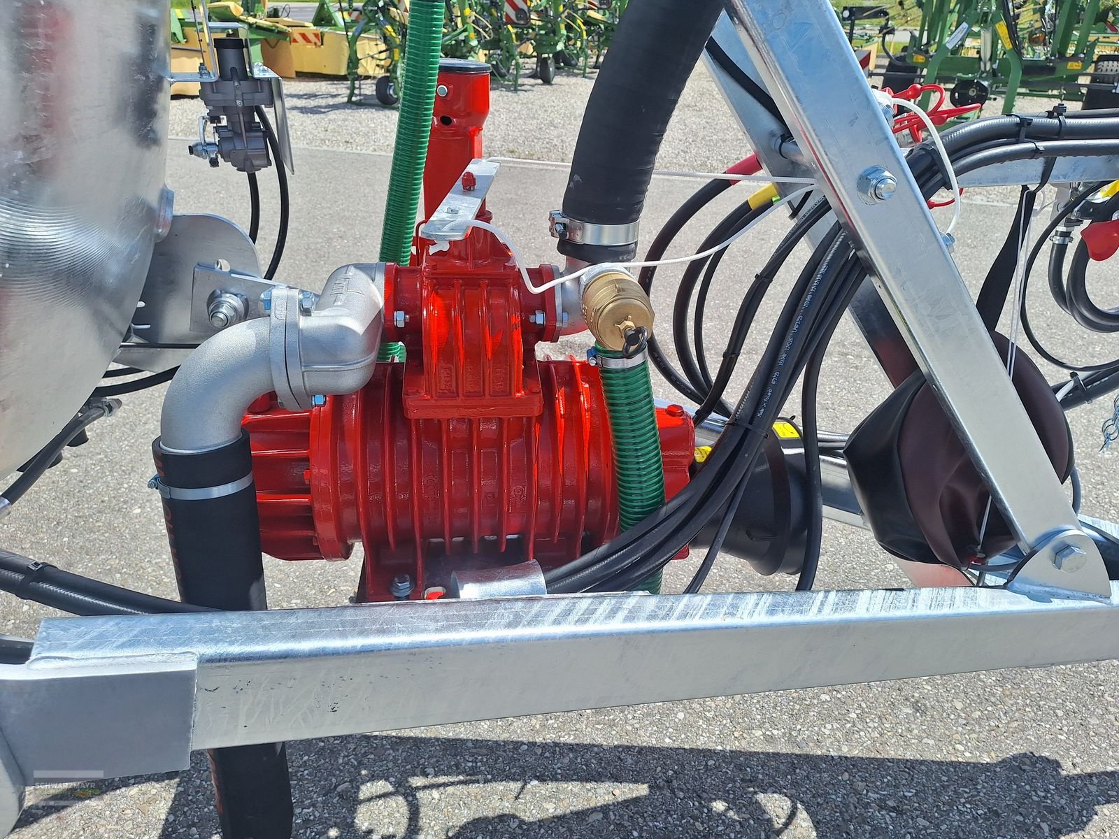 Pumpfass del tipo Vakutec VA 8600 + Schleppschuhverteiler, Neumaschine In Gampern (Immagine 29)