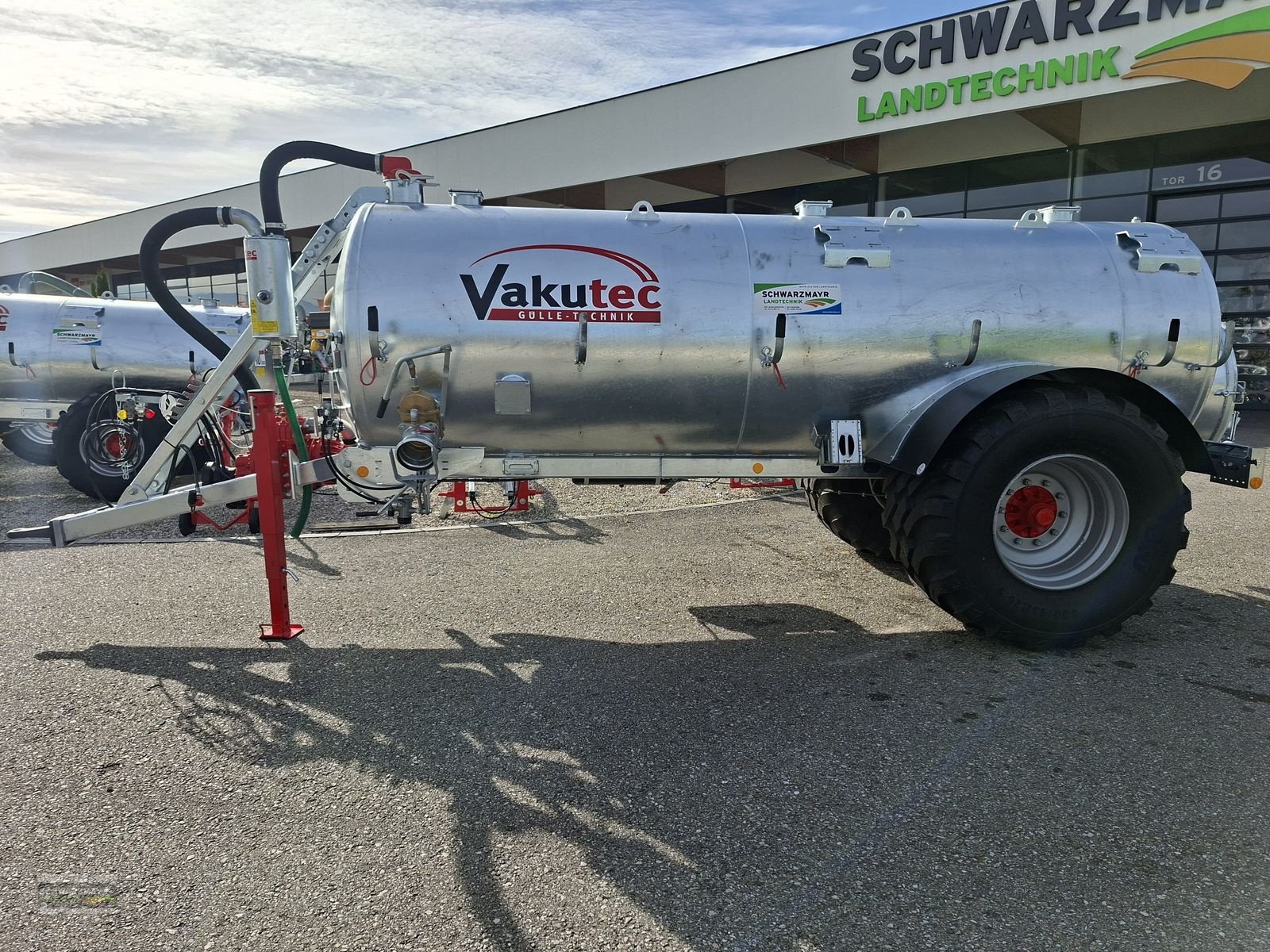 Pumpfass des Typs Vakutec VA 8600, Neumaschine in Gampern (Bild 2)