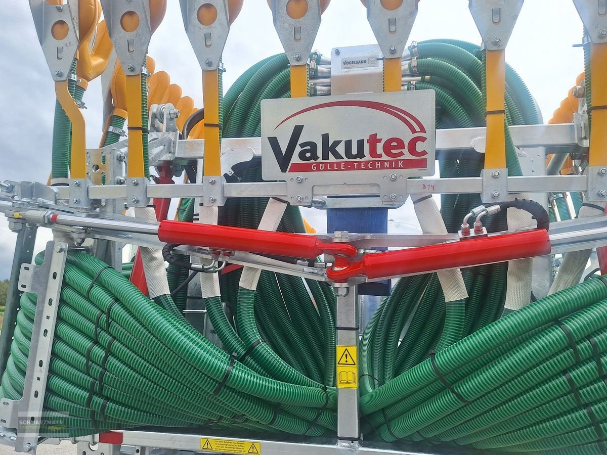 Pumpfass des Typs Vakutec VA 9500 P + Schleppschuh, Neumaschine in Gampern (Bild 12)