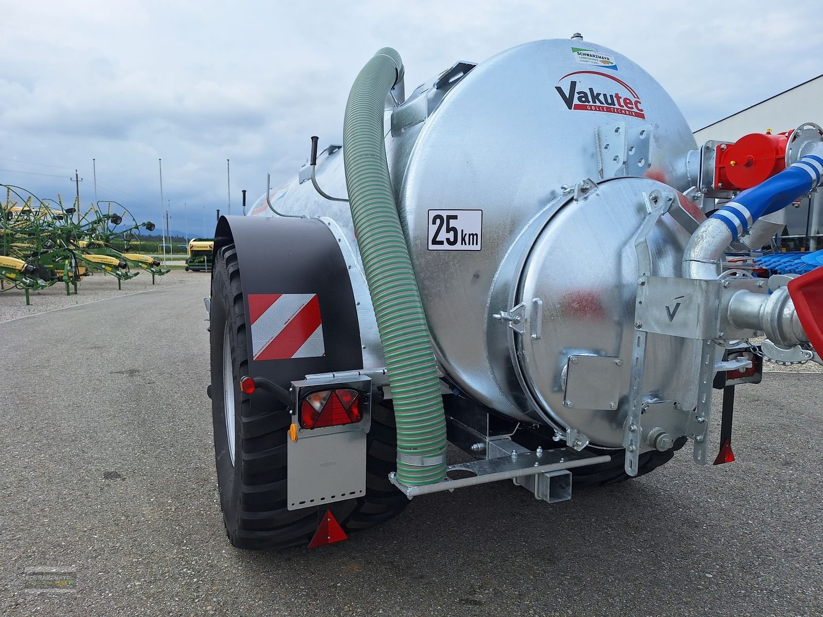 Pumpfass des Typs Vakutec VA 9500 Pumpfass, Neumaschine in Gampern (Bild 19)