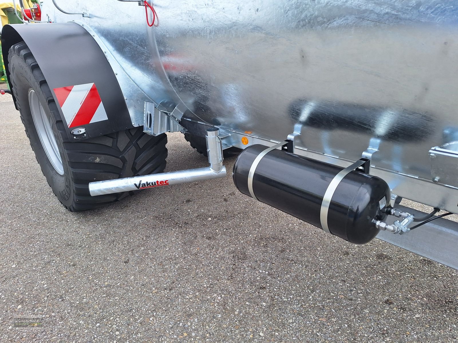 Pumpfass des Typs Vakutec VA 9500 Pumpfass, Neumaschine in Gampern (Bild 14)