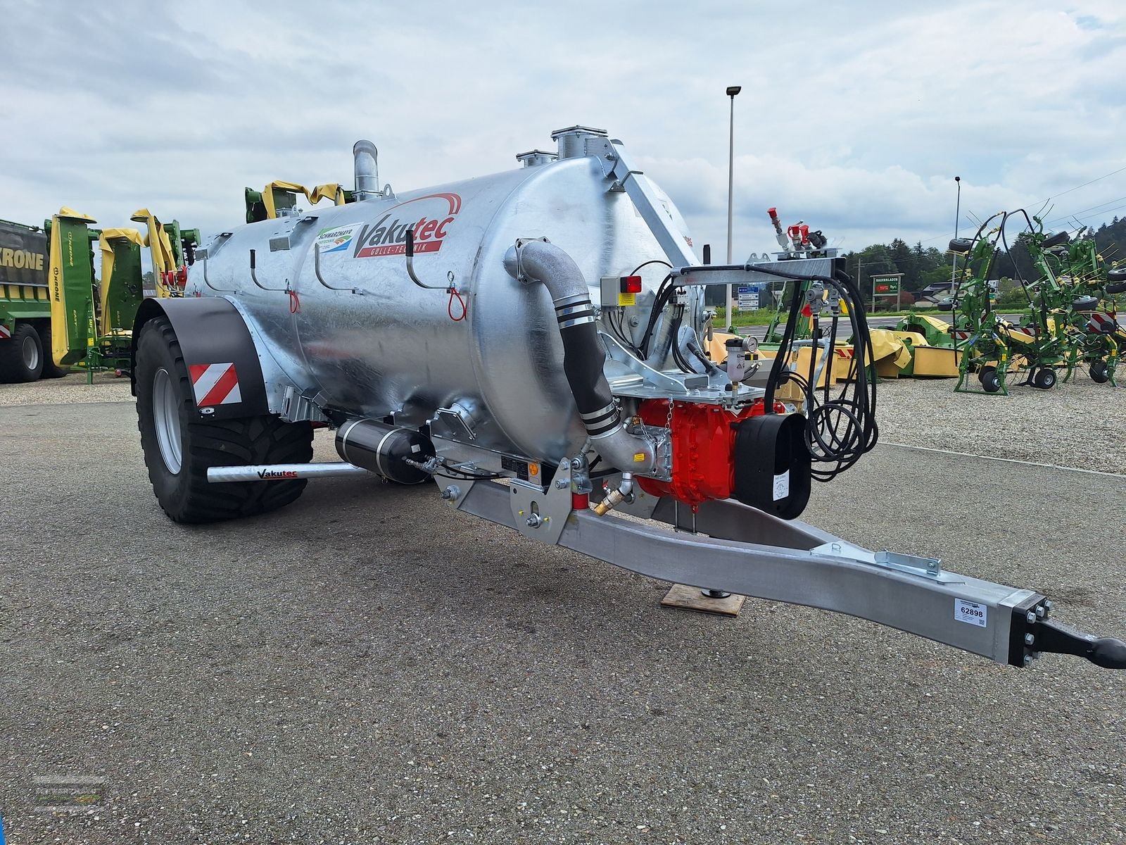Pumpfass des Typs Vakutec VA 9500 Pumpfass, Neumaschine in Gampern (Bild 5)